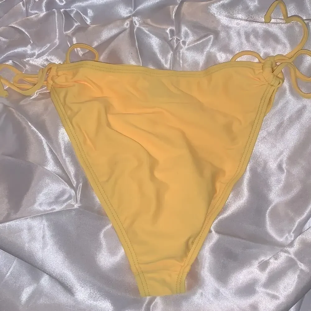 FASHION‎ NOVA Island Girl Bikini. Yellow. Large.